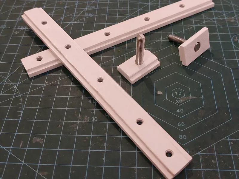 Miter track runners & nuts for the Metabo BAS 261