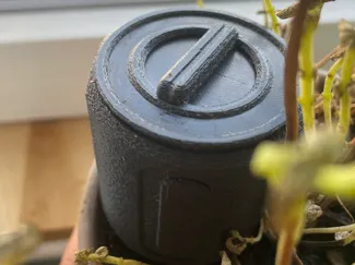 Small "weekend-feeder" for plant pots
