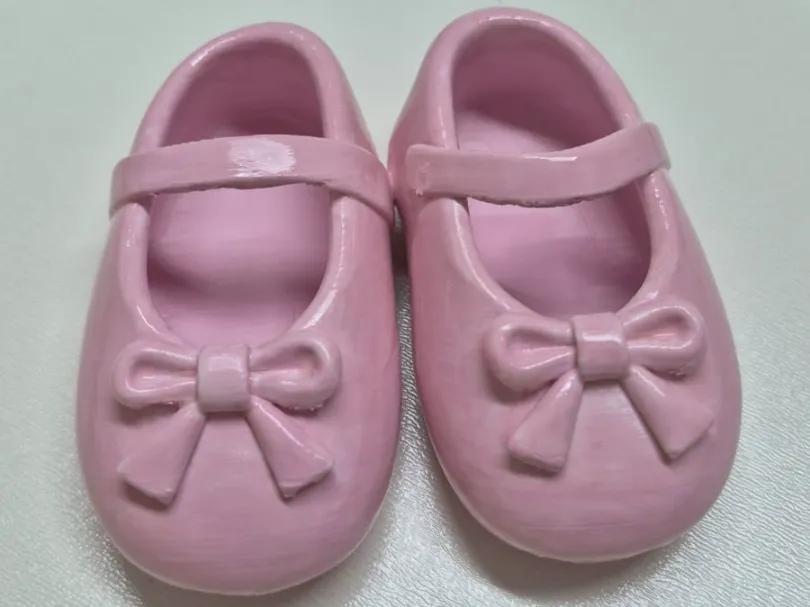 Petite chaussure décorative