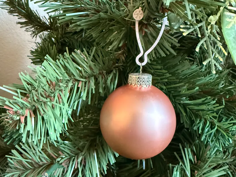 Lockable Christmas Ornament Hook