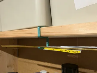 Small rod holder