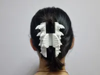 Pince à cheveux griffe de dinosaure — photo 2