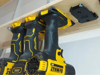 Dewalt 20V tool mount, with clip