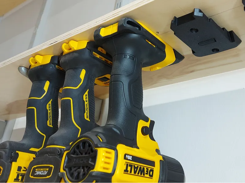 Dewalt 20V tool mount, with clip