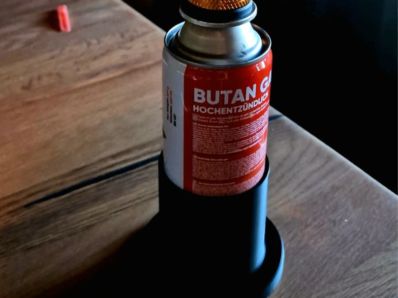 Butan Lamp Can Stand