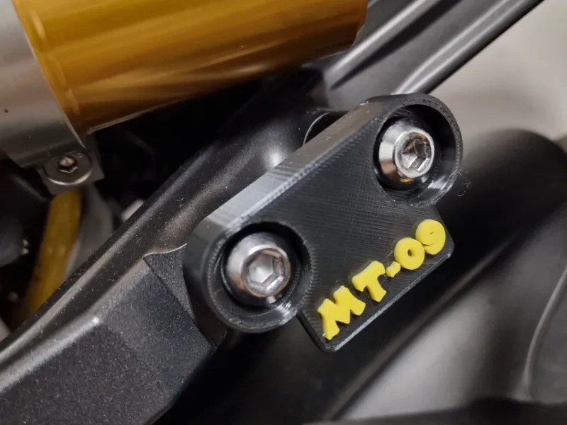rimozione pedana mt09