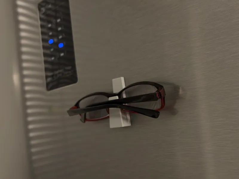 Magnetic Eye Glasses Holder