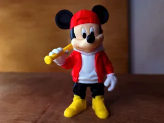 Mickey Mouse streetwear urban