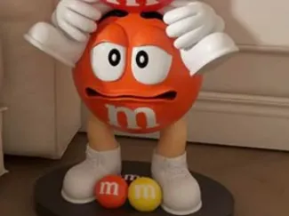 M&M stand