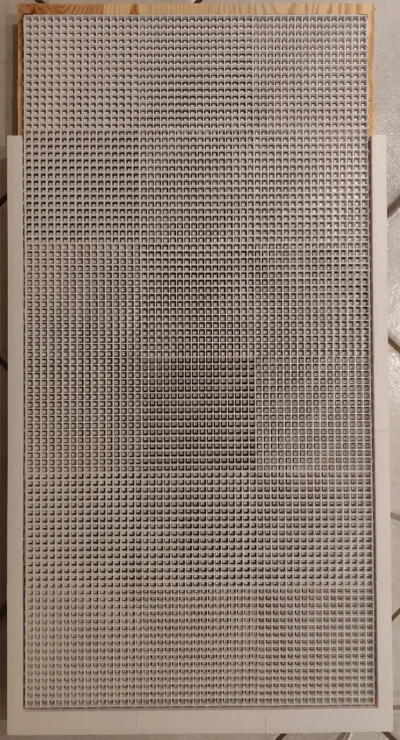 A 16x16 grid for use with an external diffuser