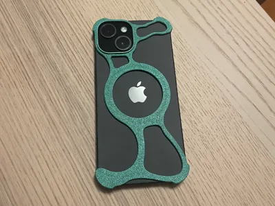 Iphone 15 minimalist case