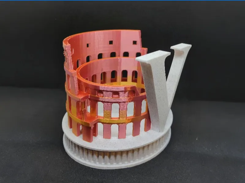 Customizable Roman Colosseum Pen Holder