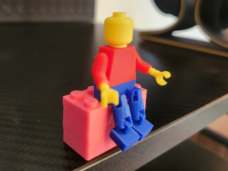LEGOs flexi legs