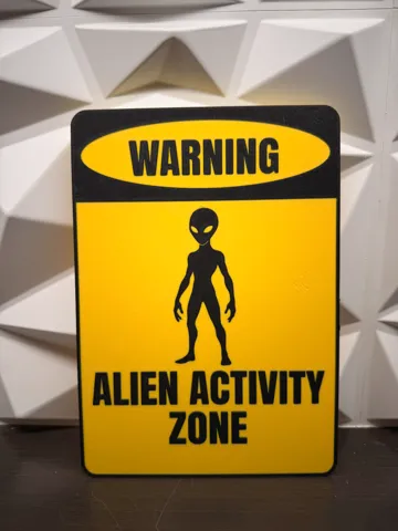 Letrero o emblema decorativo: cartel alien activity zone — vista de referencia 2