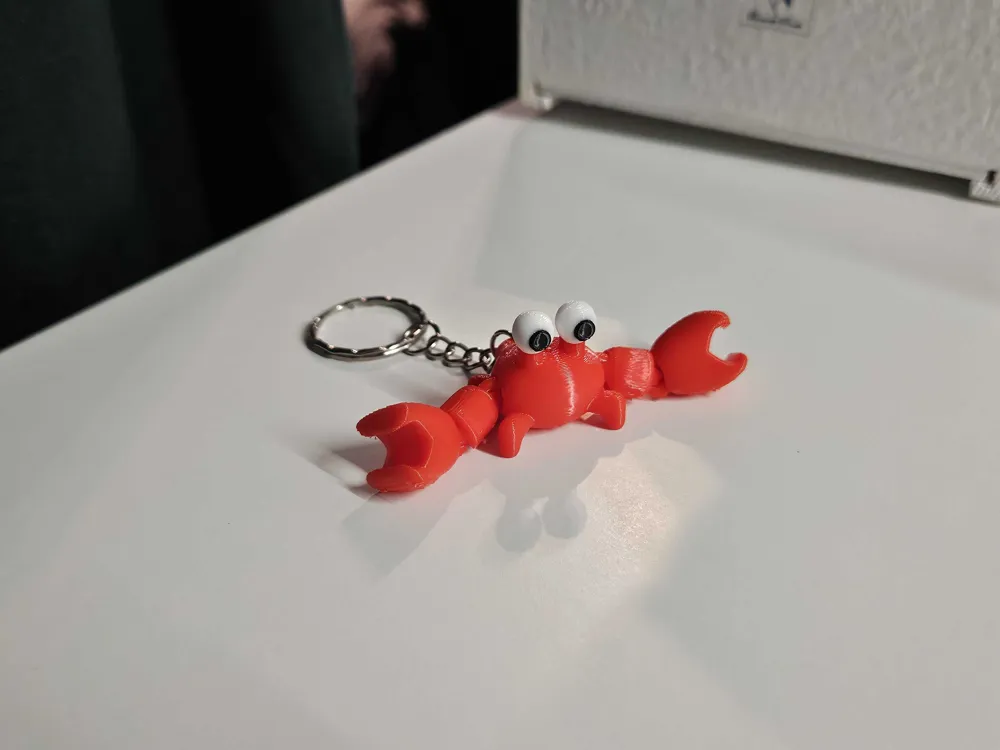 Articulated Crab Funny Keychain - Free 3D Print Model - MakerWorld