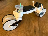 Cupholder with lock pin
