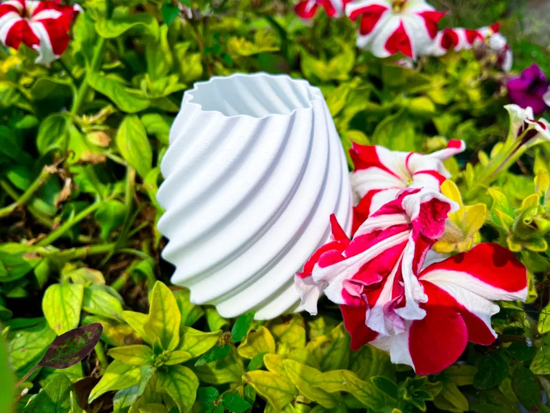 Spiral vase