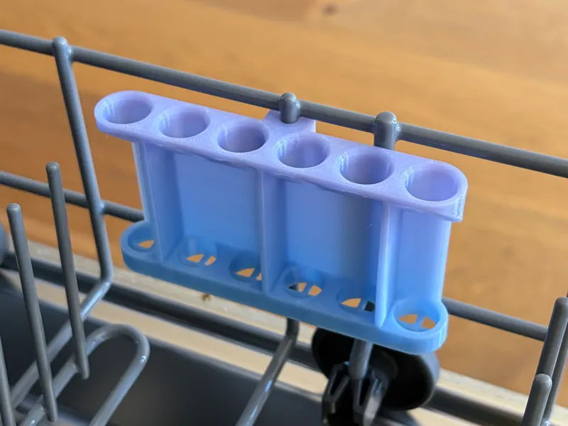 Warp Resistant Dishwasher Straw Holder