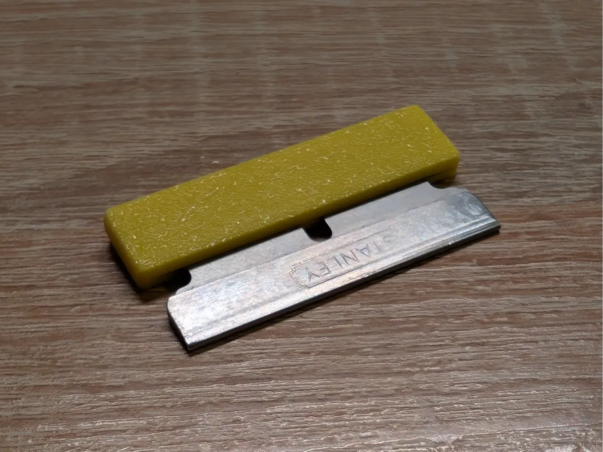 Razor blade protector cover - Free 3D Print Model - MakerWorld