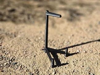 Simple Face Mask Stand