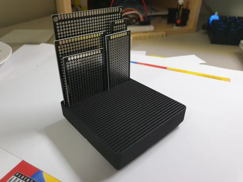 Gridfinity prototype board holder