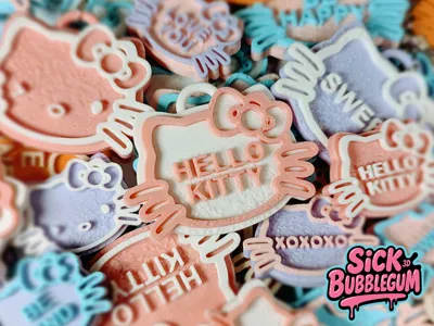 Hello Kitty Sweethearts Keychain