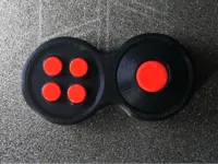 Manette fidget façon manette de jeu — photo 1