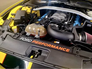 Ford Performence Mustang 6