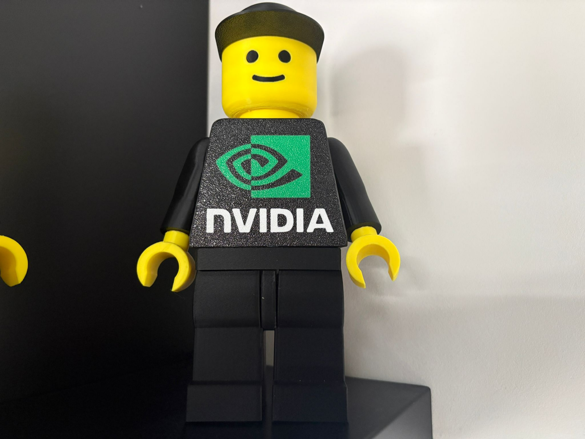 Brickman NVIDIA 20cm Figur 500%