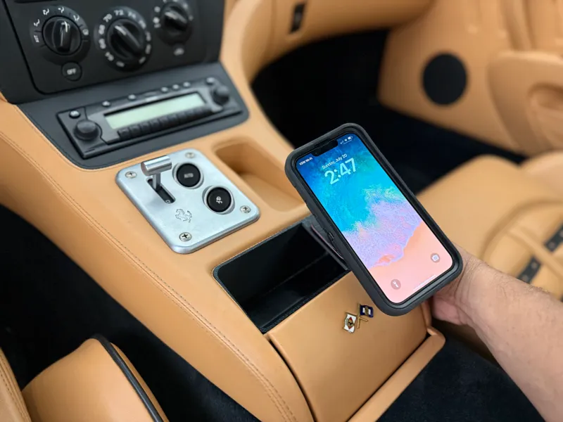 Ferrari 575M Cell Phone Mount