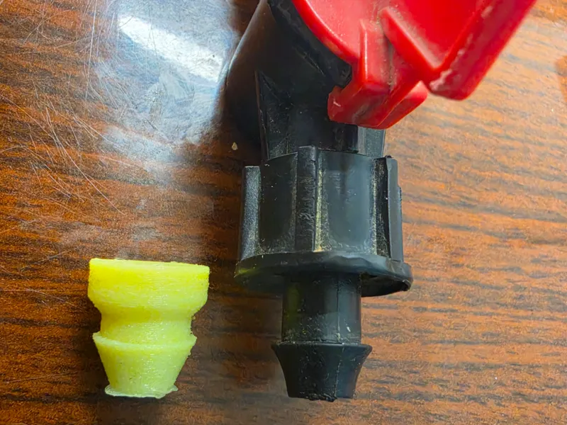 Drip irrigation tube plug