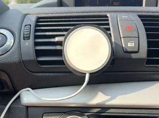 BMW 1 Series E88 Magsafe Phone Mount