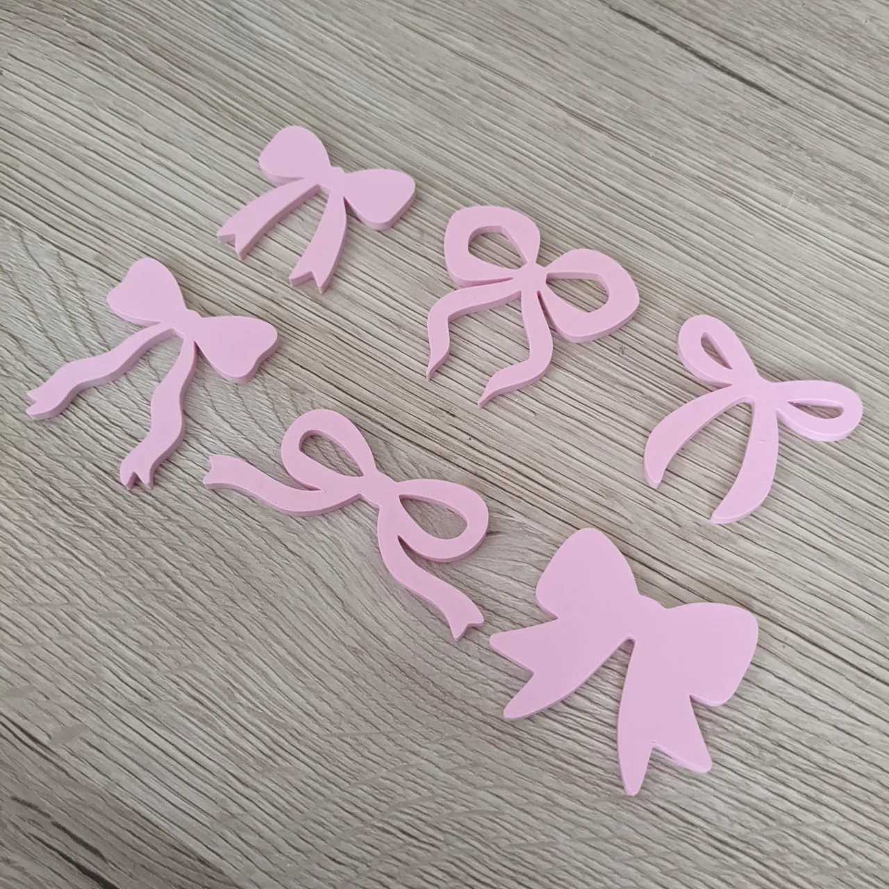 Collection on Ribbon Bows - Flat view 3