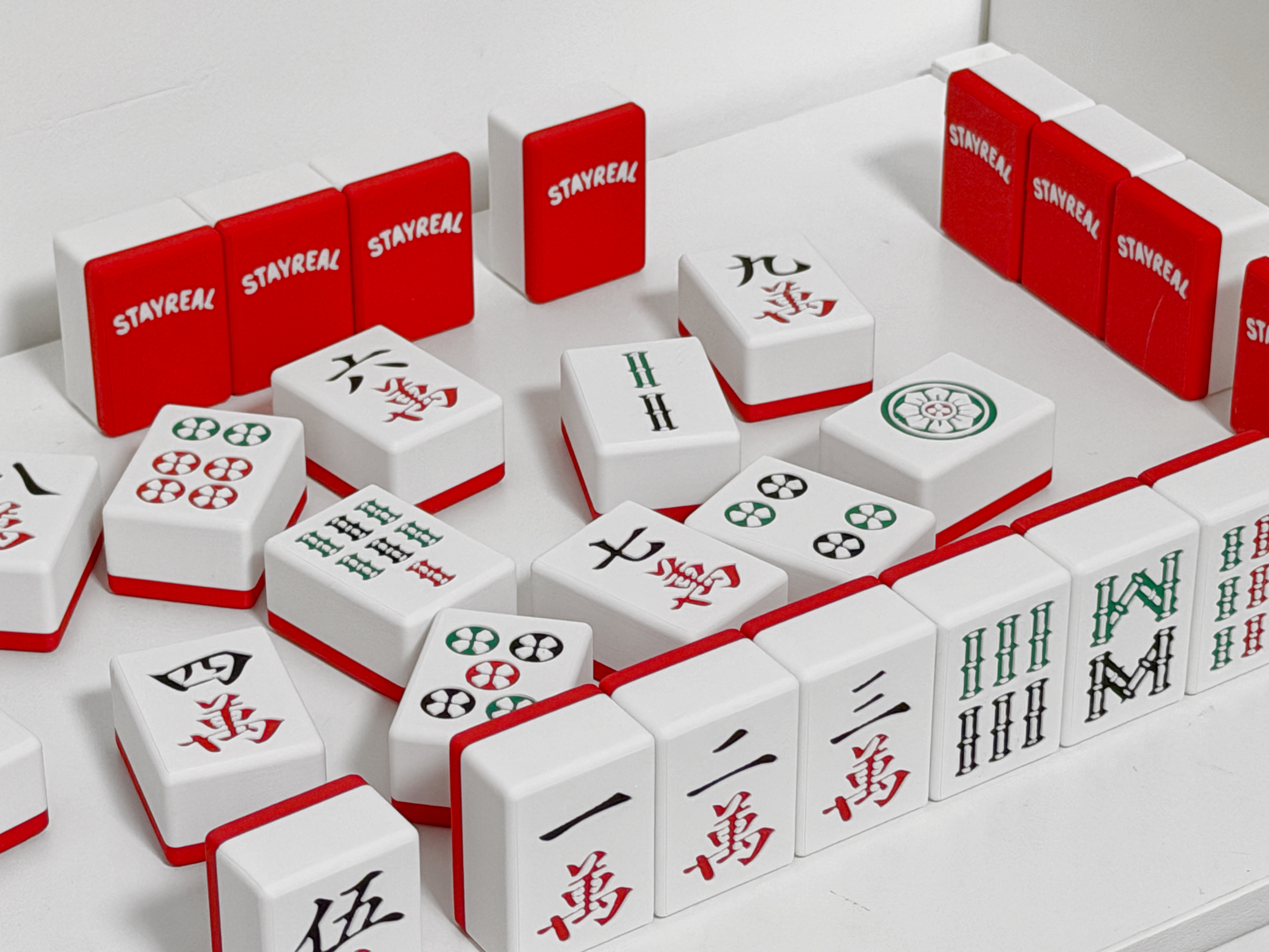 Miniatura 1 do modelo 3D STAYREAL 新年红麻将套组（内含筹码/骰子/牌尺/收纳盒）