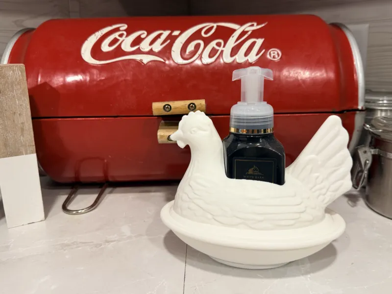 Hen on the Nest Bath & Bodyworks Foam Soap Holder