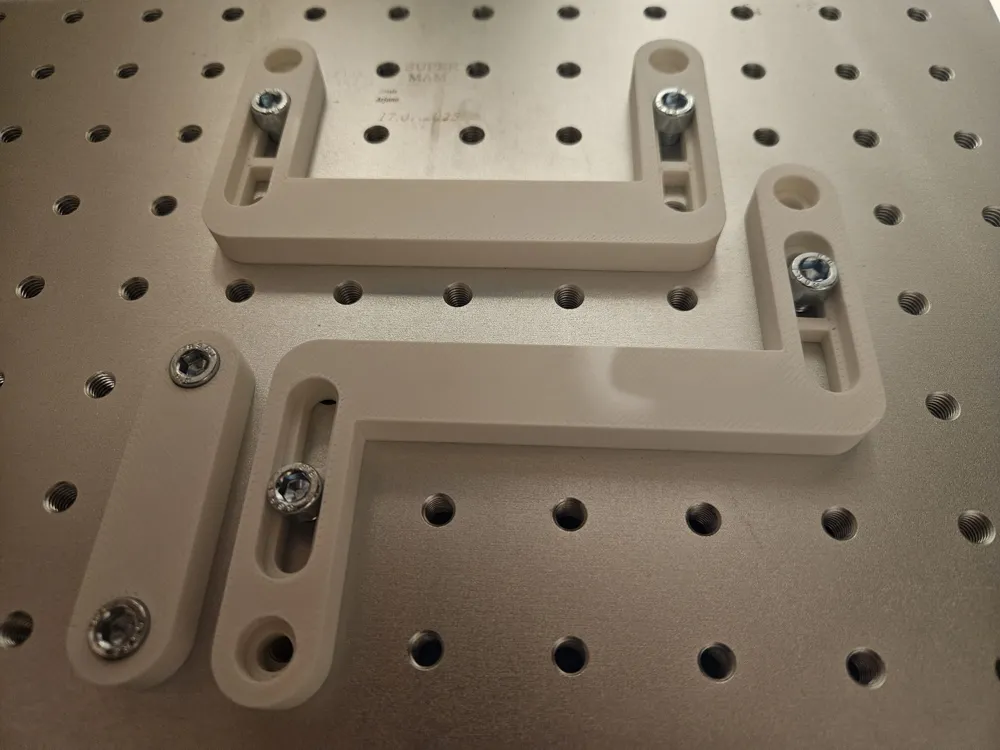 Parametric 90° angled fixtures for fixture tables - Free 3D Print Model ...