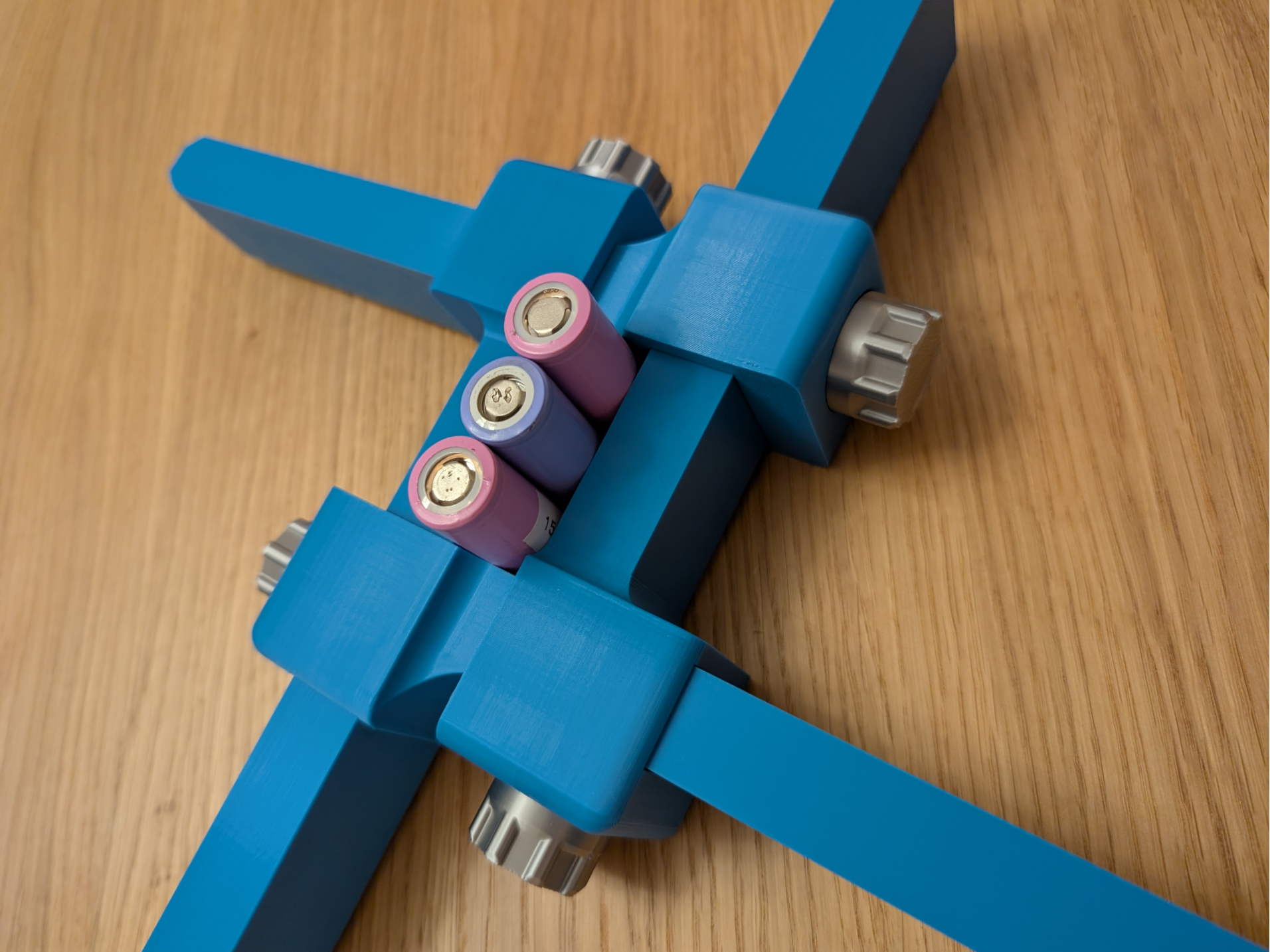 18650 21700 26650 Battery Holder - (Fixture Frame)