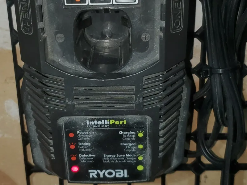 Ryobi P118 - Opengrid Multiconnect Mount