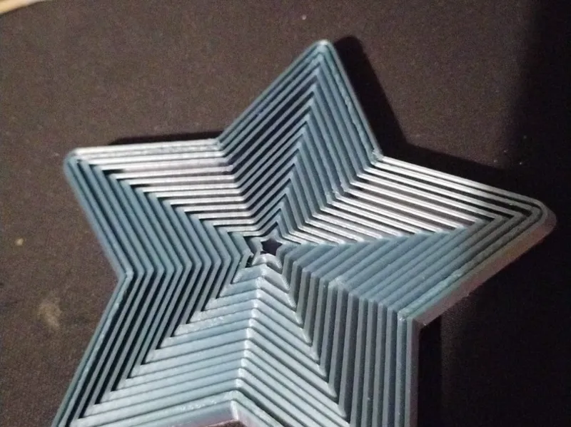 Hypnotic Concentric Star Fidget Toy