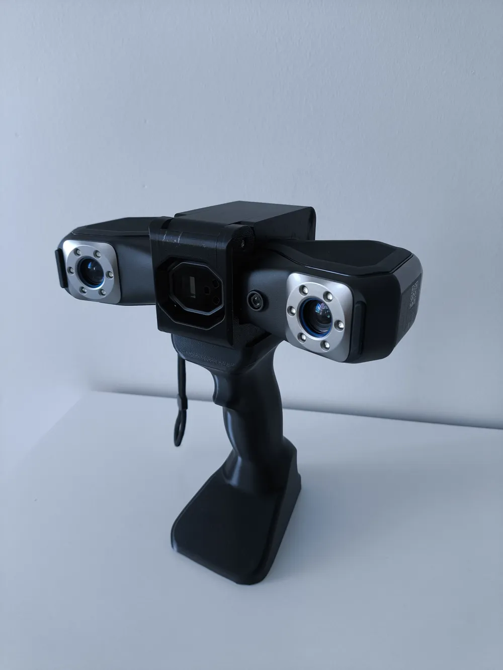 Revopoint Metrox Handheld Grip & Scanner Clamp - Free 3D Print Model ...