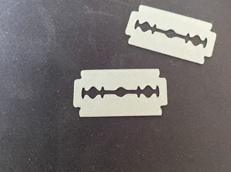 Prop Fake Razor