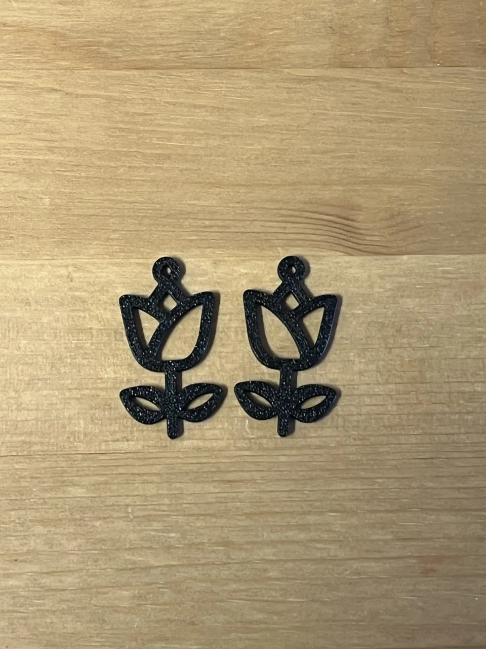 flower earrings view 2