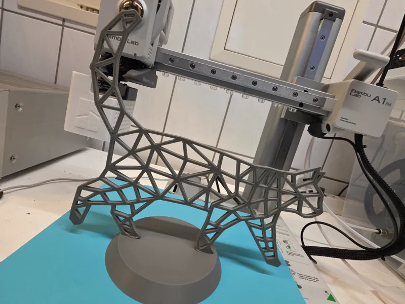 Geometric Cat Sculpture- Modern Low-Poly 3D Print