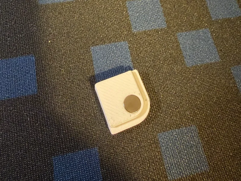 Tray with 5x3mm magnets