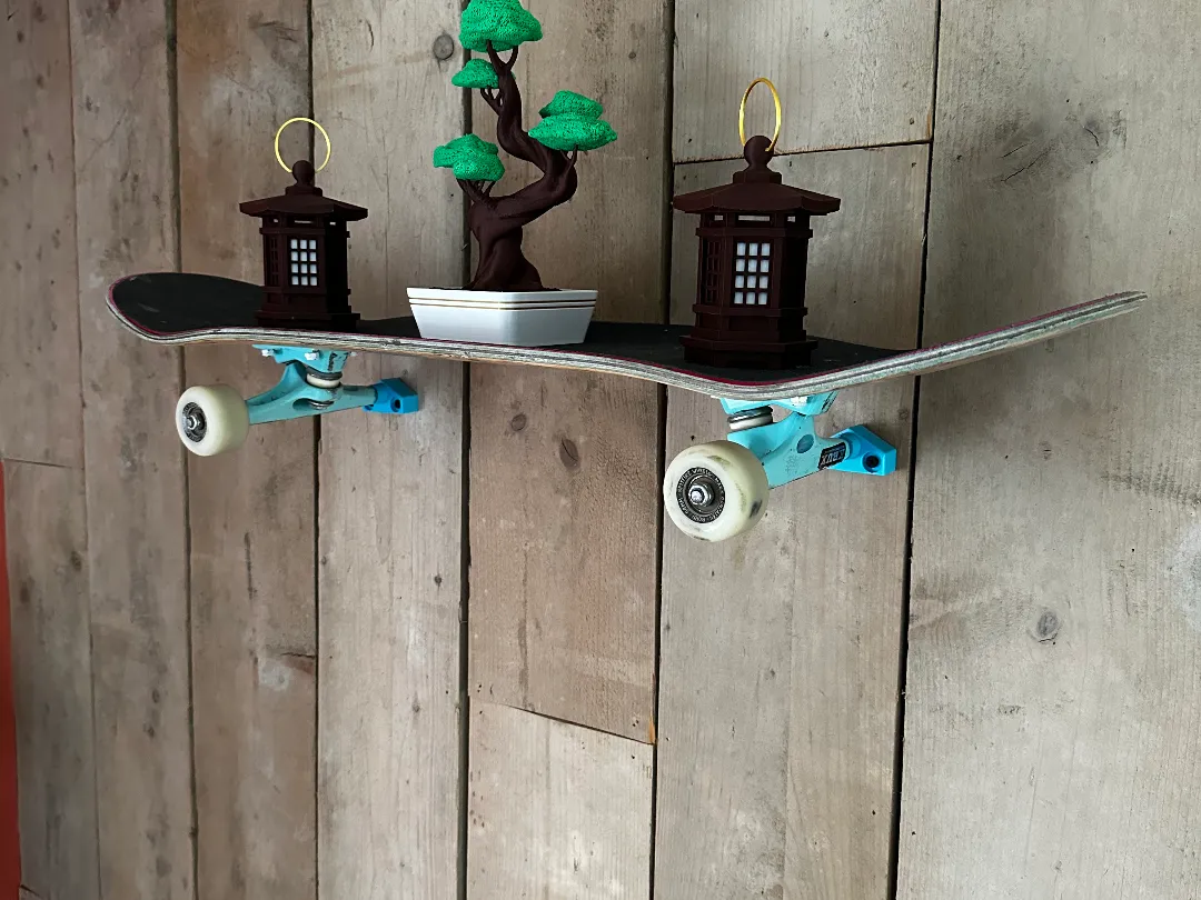 Support mural pour skateboard (trucks)