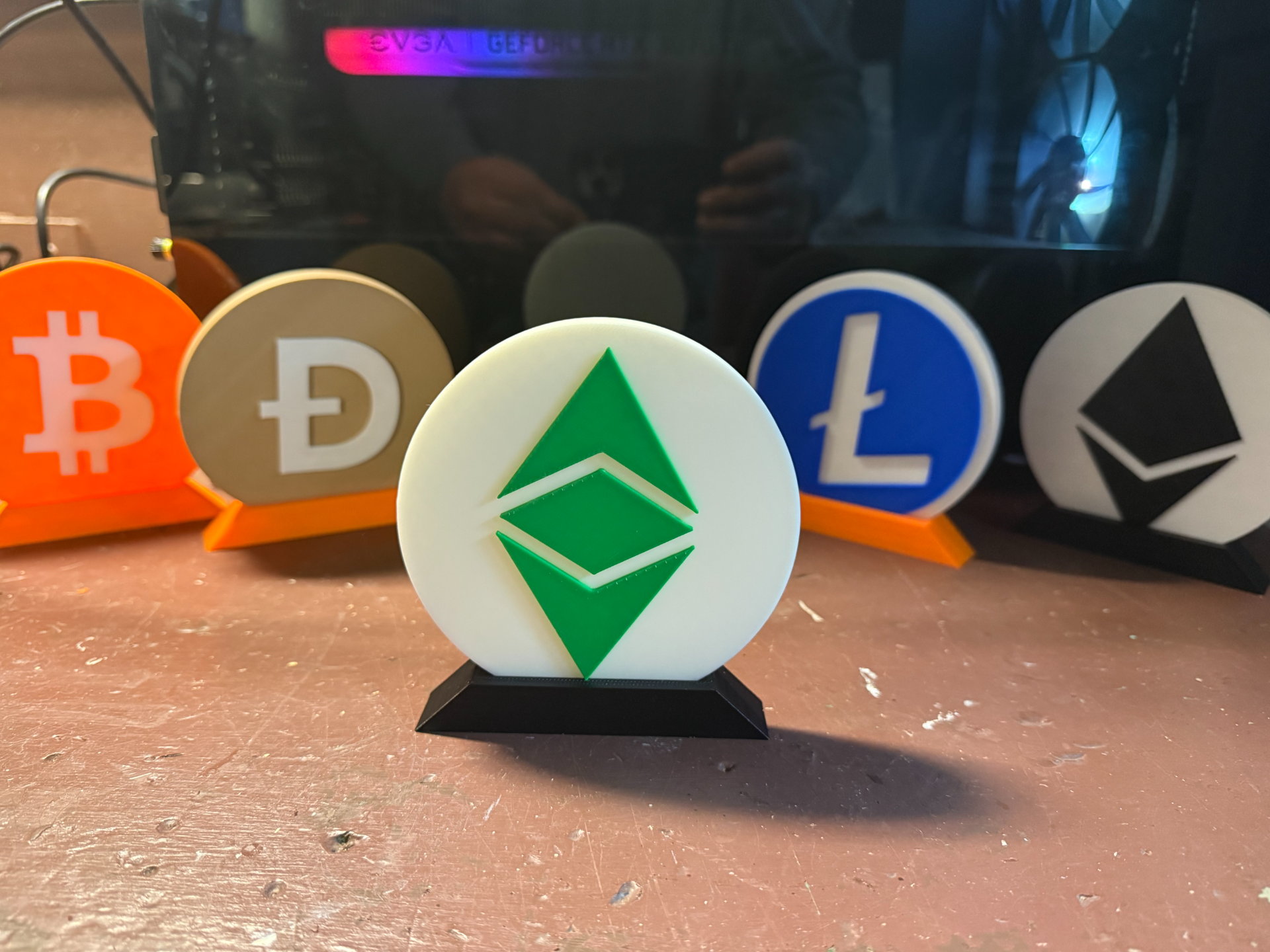 Etherium Sign w Stand