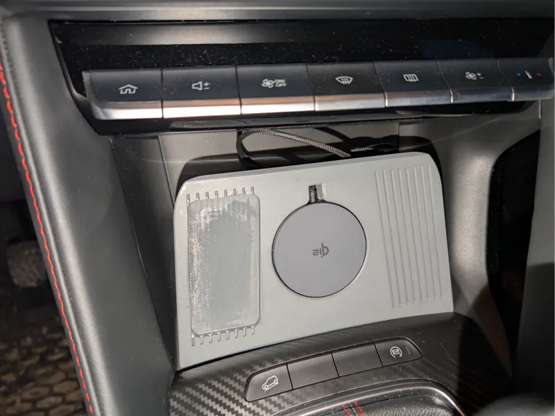 MG ZS Magnetic phone holder