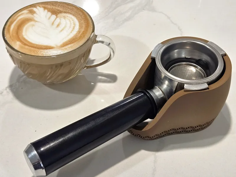 Kumiko 54 mm Tamping Station / Portafilter Holder