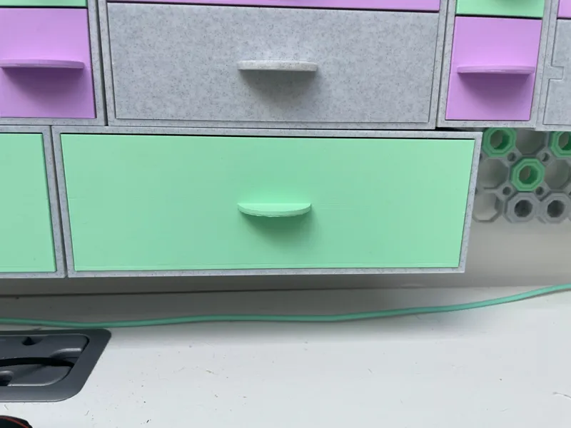 single draw, equivent of a 4x1.5x2 multiboard bin