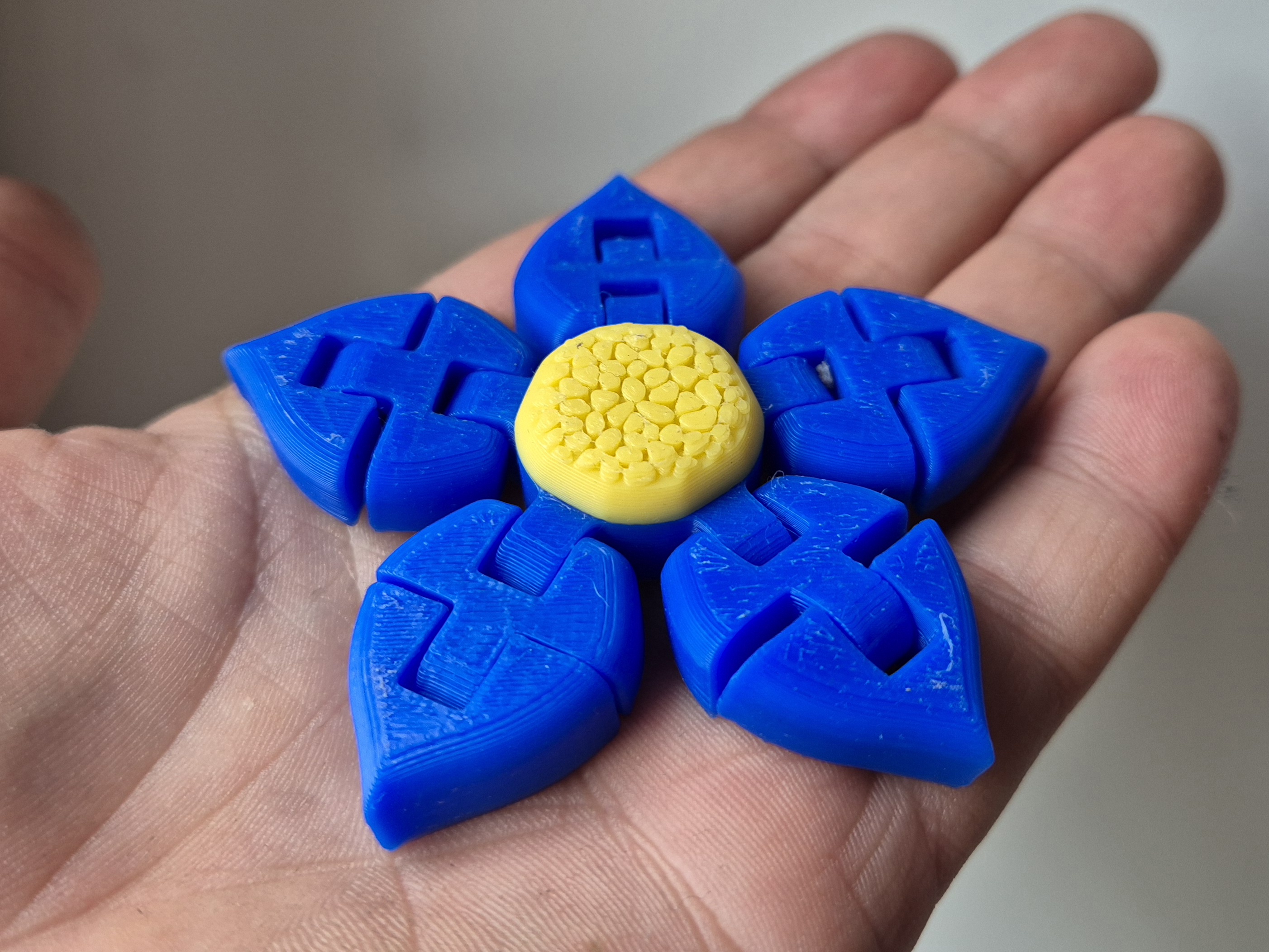 Miniatura 2 do modelo 3D Flexi Flower